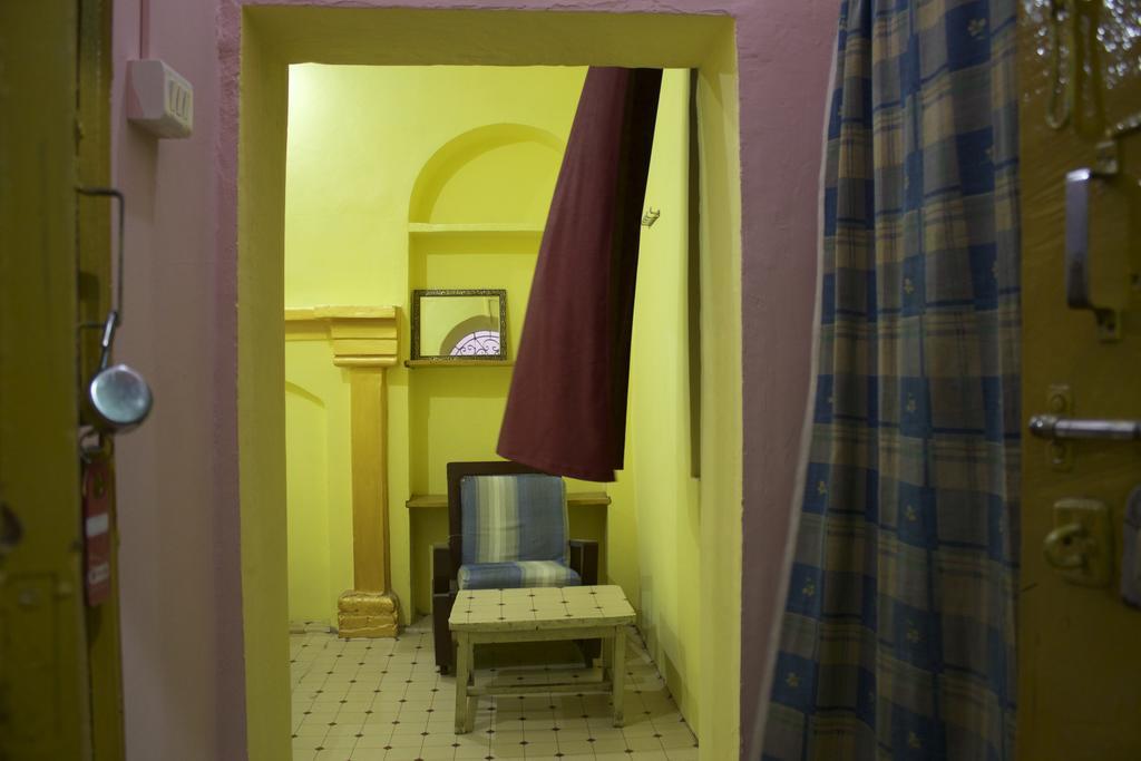 Yogi Lodge Варанаси Экстерьер фото